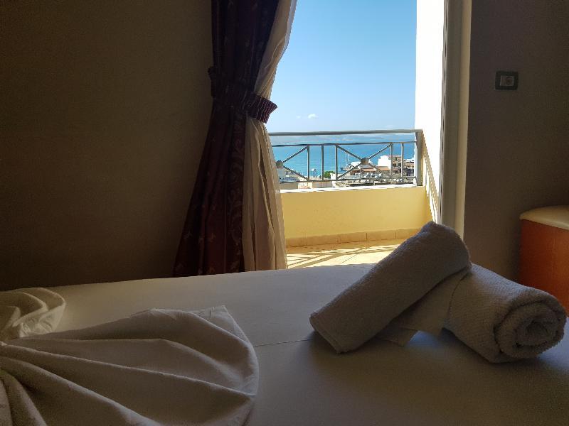 Hotel Veli Sarande Ngoại thất bức ảnh
